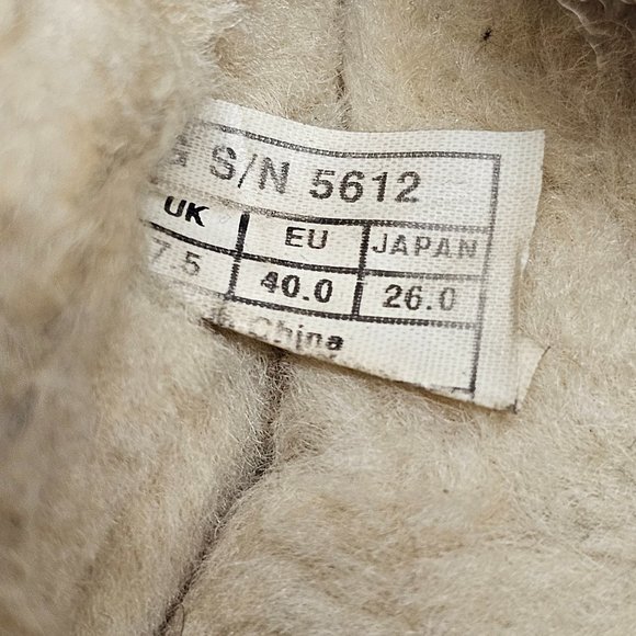 UGG Australia Womens Dakota Suede Sheepskin Moccasin Slip On Brown 5612 9 40 - Picture 15 of 15